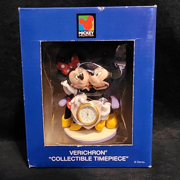 Mickey and Minnie Clock Figure - Picture 1 of 3